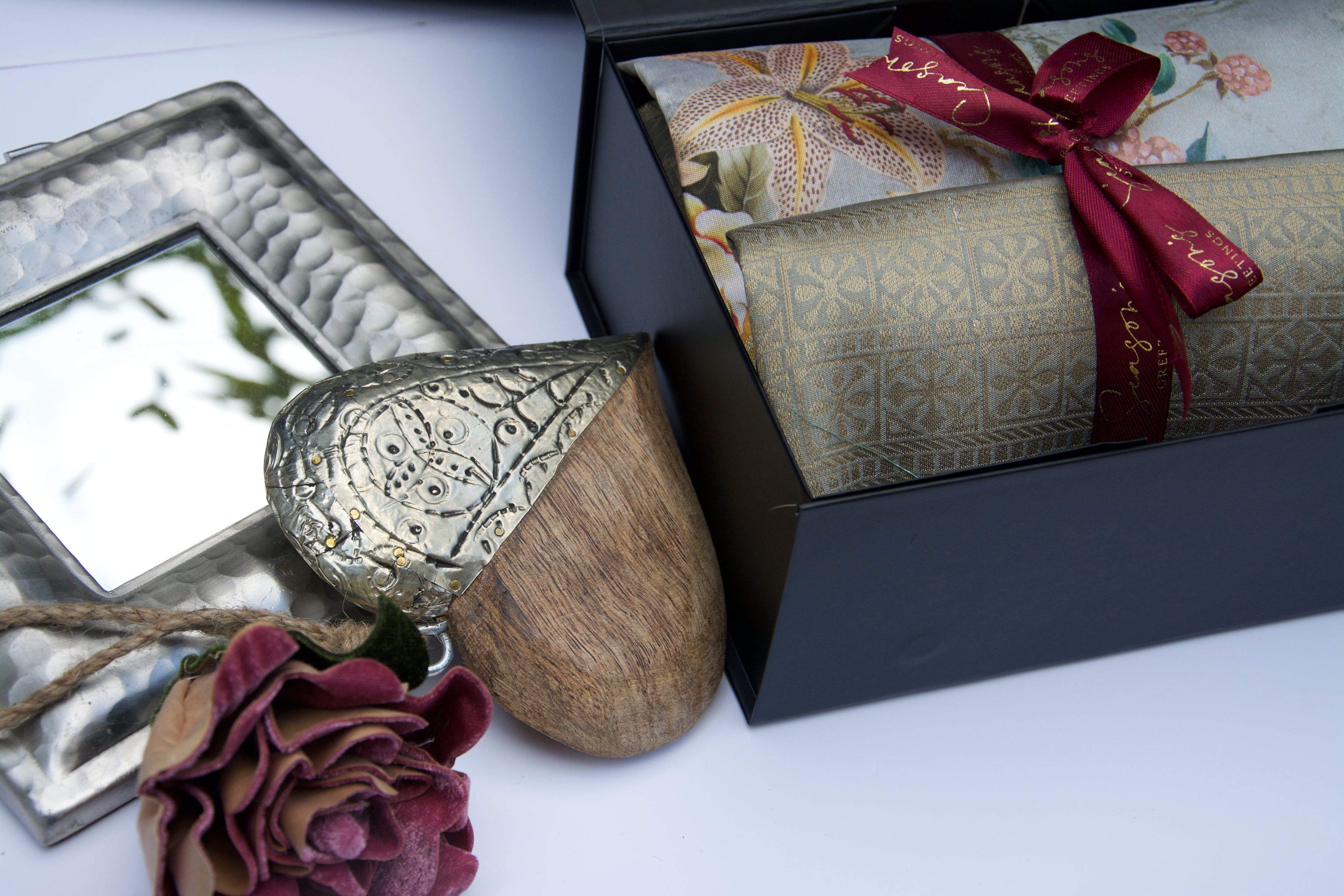 Twin scarf pack - Organza Tint of Pale Green