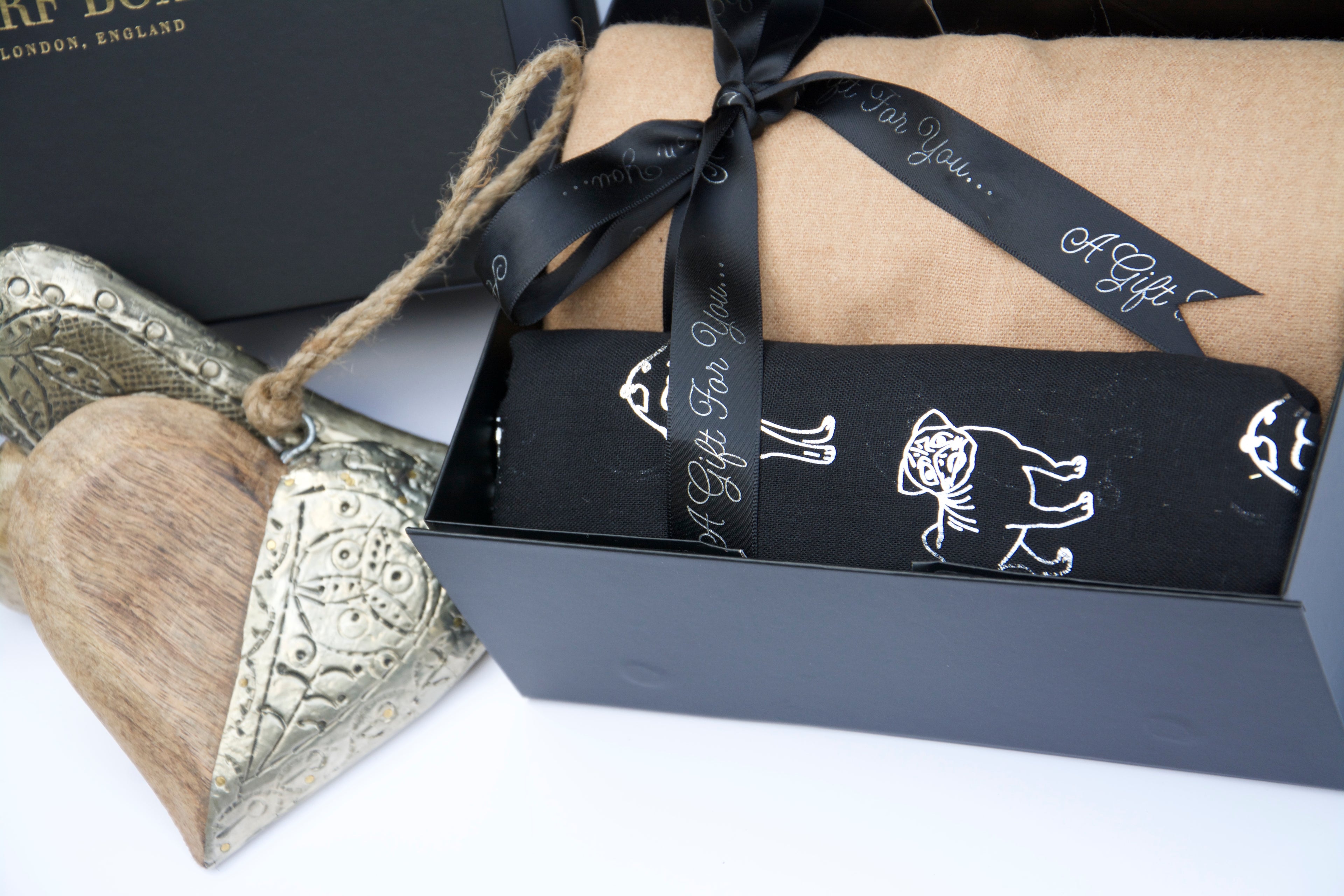 Dog Print Twin Scarf Luxury Gift Set