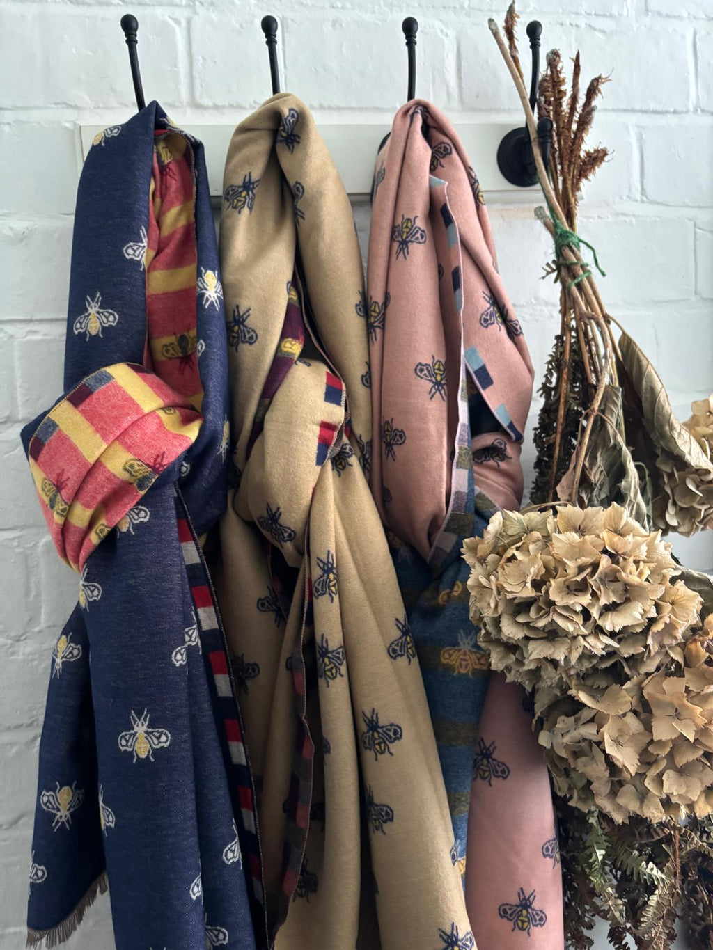 Luxury Reversible Wool Winter Scarf – Soft, Warm, Premium Wool