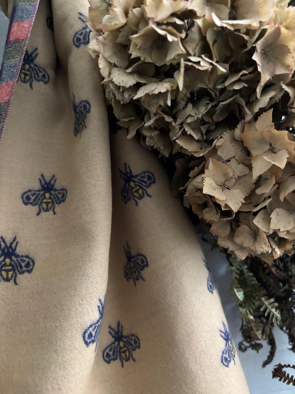 Luxury Reversible Wool Winter Scarf – Soft, Warm, Premium Wool