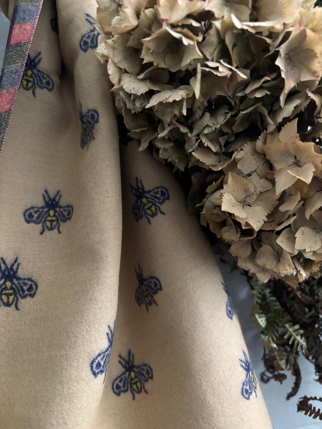 Luxury Reversible Wool Winter Scarf – Soft, Warm, Premium Wool