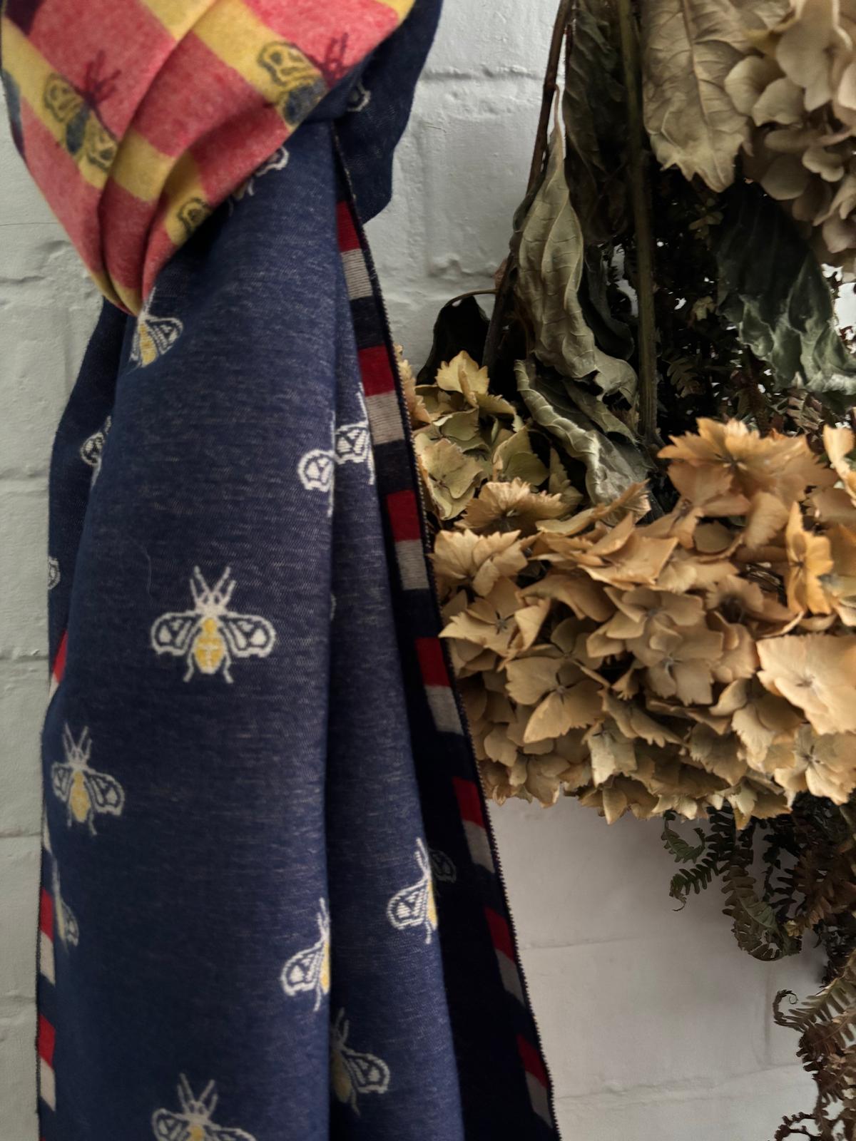 Luxury Reversible Wool Winter Scarf – Soft, Warm, Premium Wool