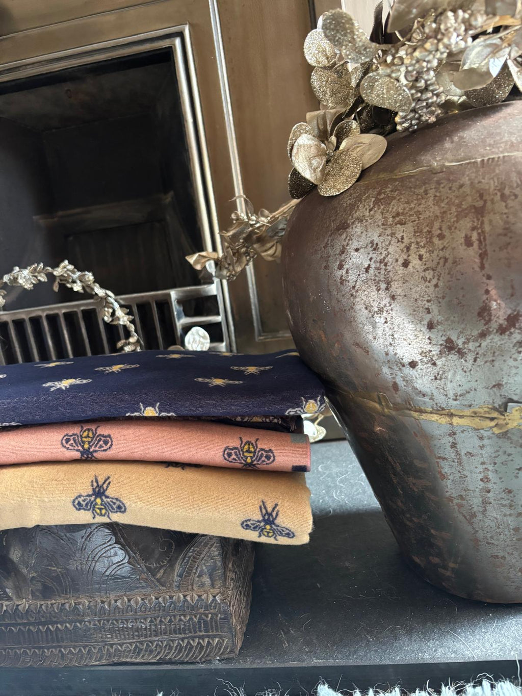 Luxury Reversible Wool Winter Scarf – Soft, Warm, Premium Wool